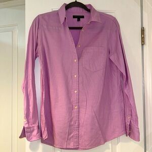 Banana republic pretty lilac button down shirt